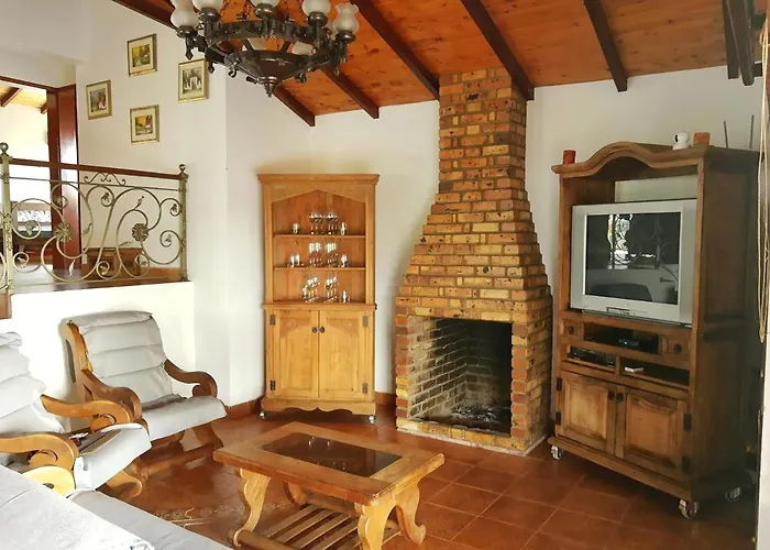 CASA CAMPESTRE frente Acuarela -Mesa de los Santos