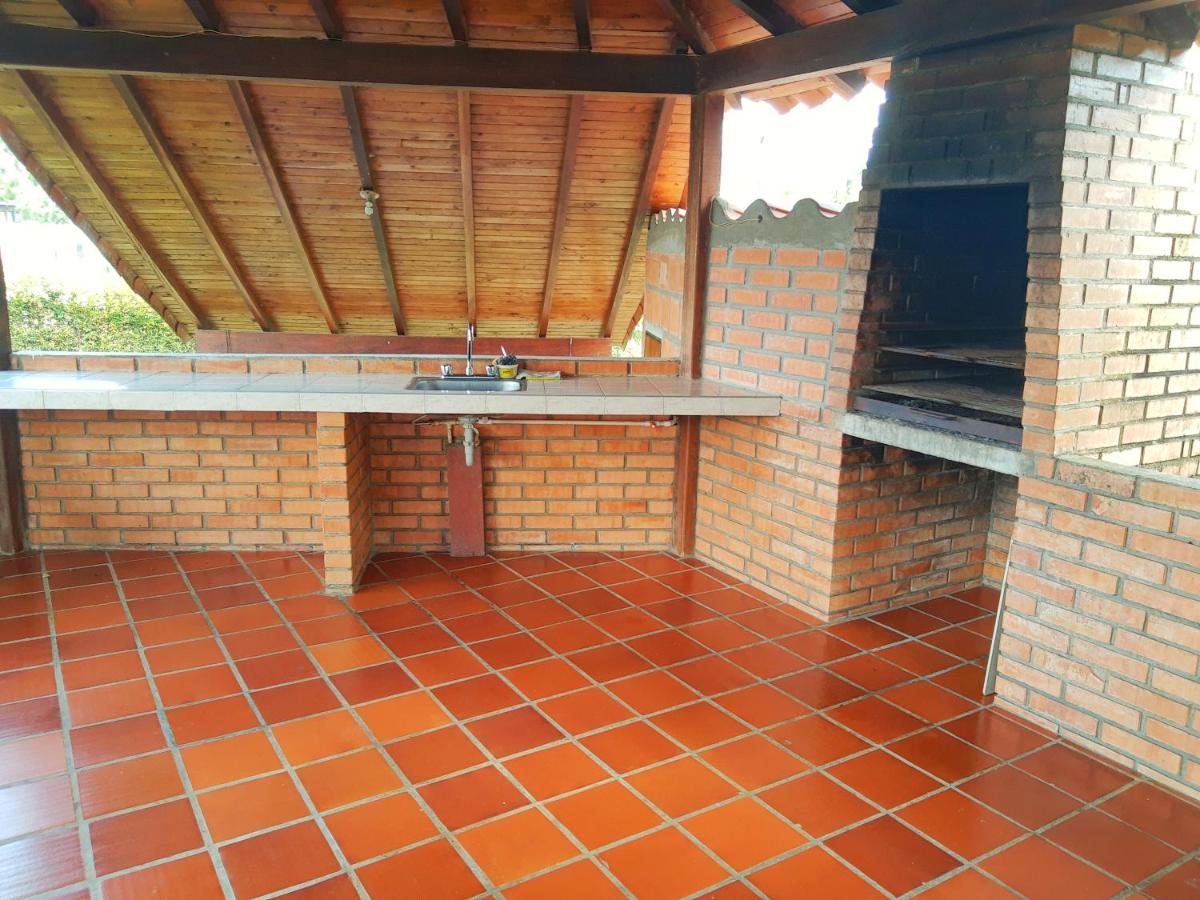 Casa Campestre Frente Acuarela -mesa De Santos * La Granja