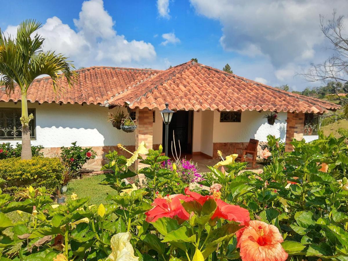 Villa Casa Campestre Frente Acuarela -mesa De Santos La Granja