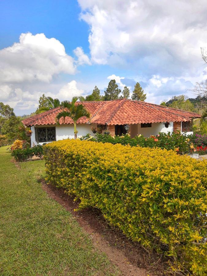 Villa Casa Campestre Frente Acuarela -mesa De Santos