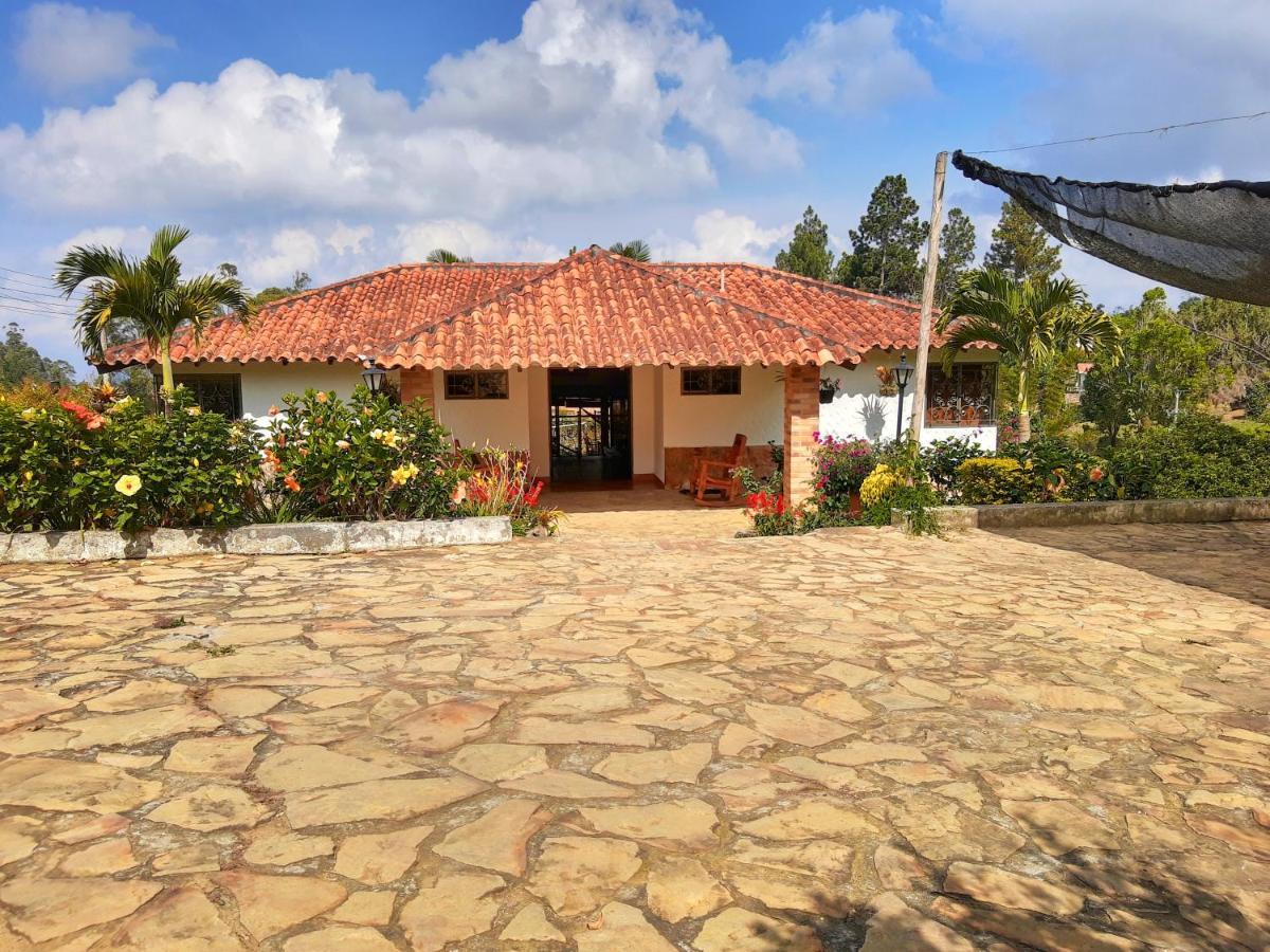 Casa Campestre Frente Acuarela -mesa De Santos Villa La Granja